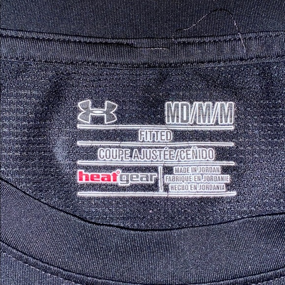 Under Armour Black T-Shirt - Picture 2 of 3
